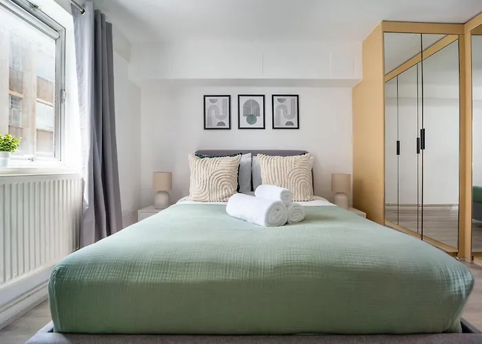 Fitzrovia - 1Br With Balcony Near Soho - Cityapartmentstay